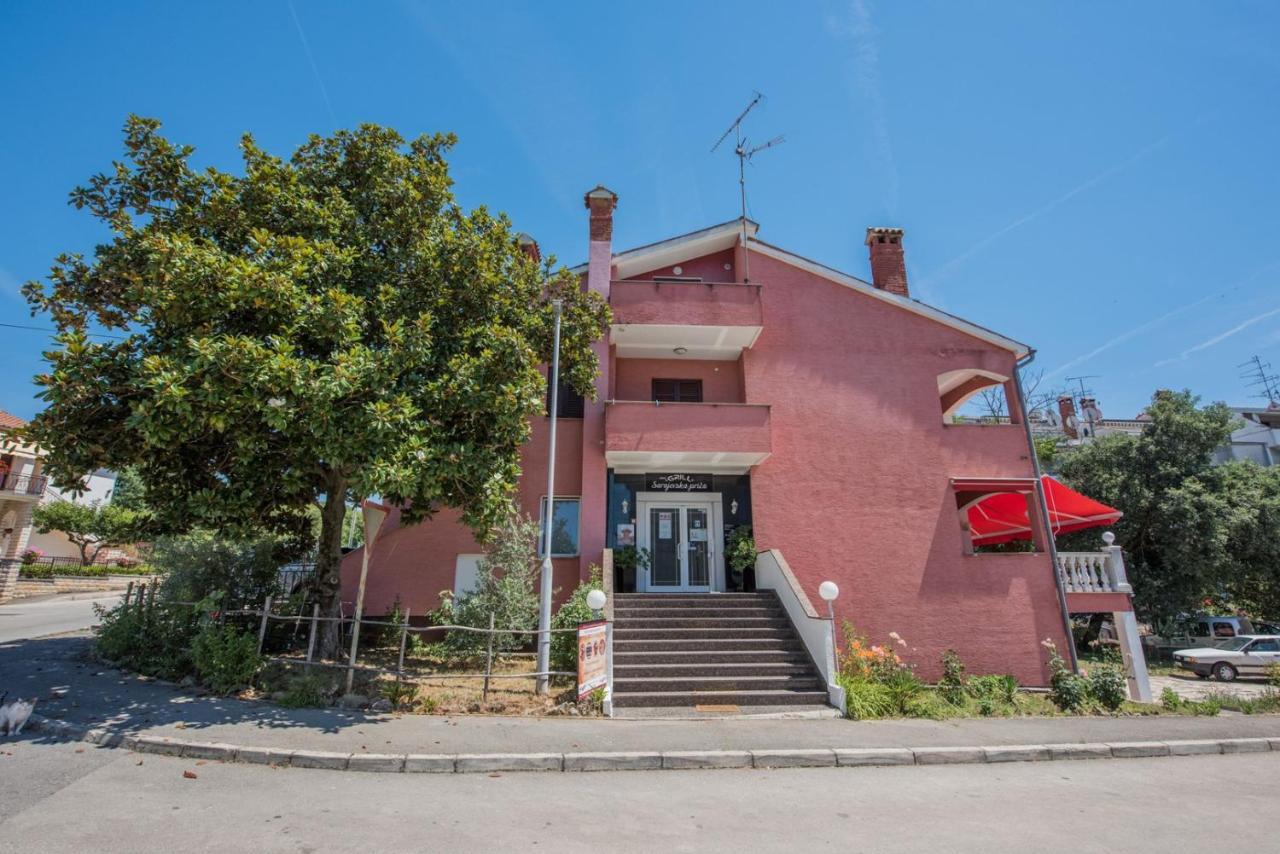 Two Bed Fortuna Near The Gasthof Poreč